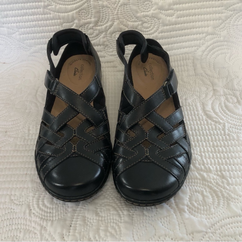 CLARKS NEW women’s comfort collection deep navy blue loafer sandal 8.5 NARROW